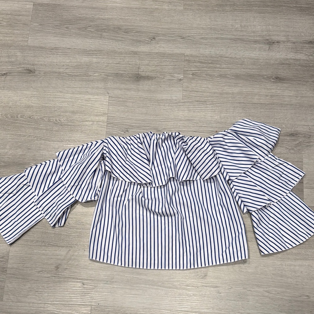Urban mix blue and white Striped Off-Shoulder Top